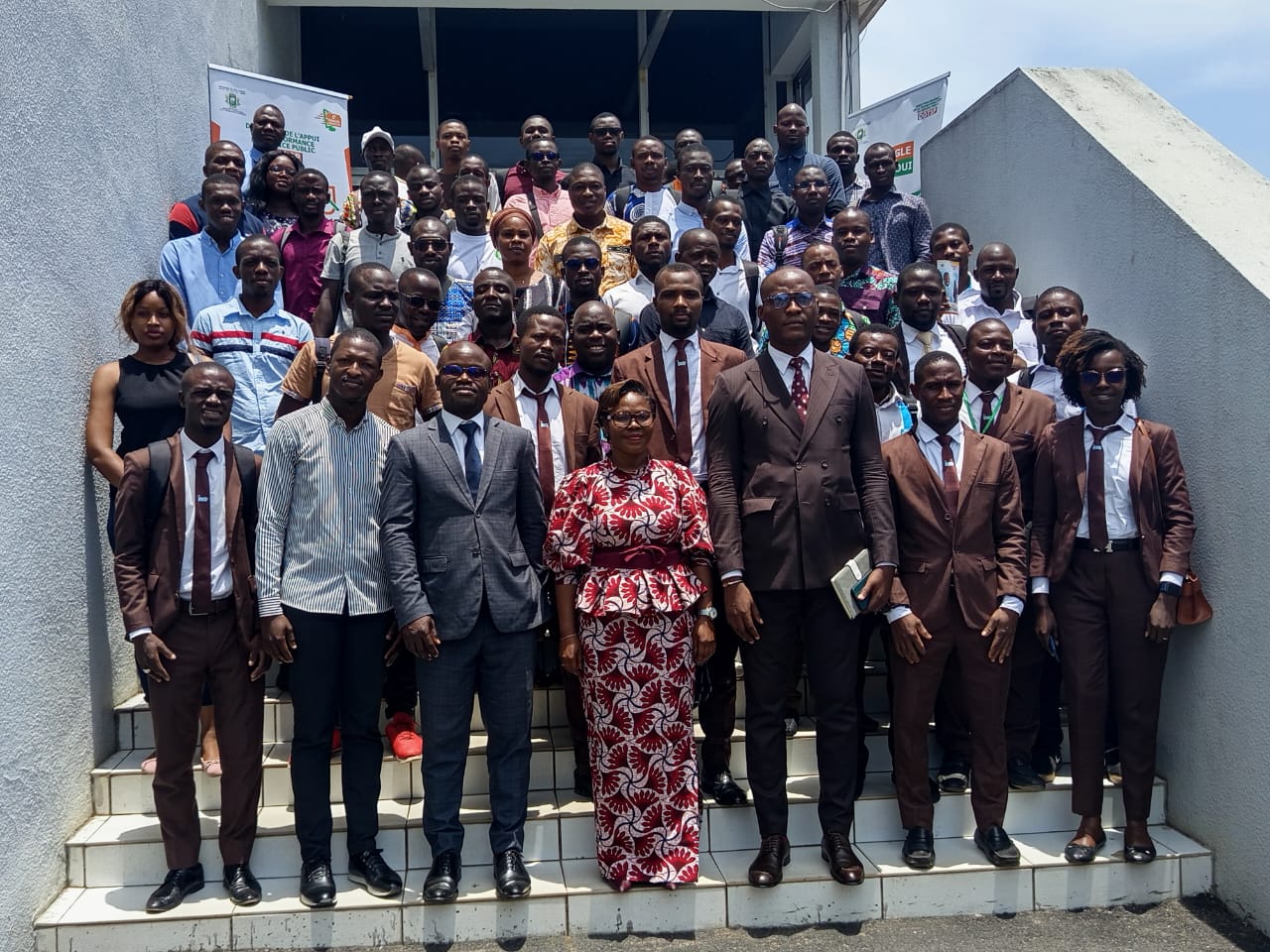 Formation des Enseignants Stagiaires de l’IPNETP : Comprendre le Fonctionnaire Nouveau