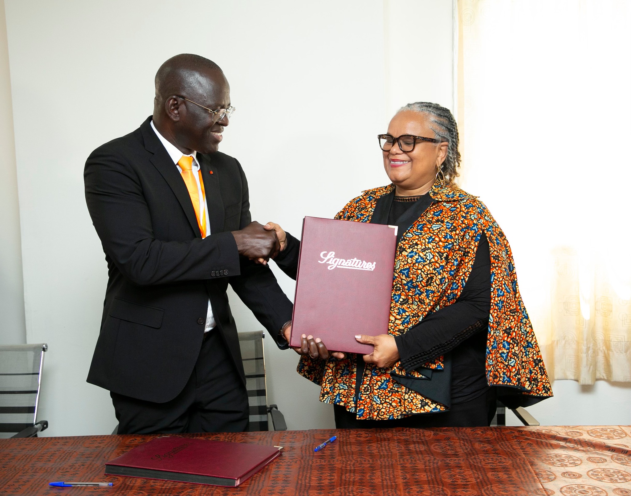 #IPNETP | #BURIDA Signature de Convention entre l’IPNETP et le BURIDA : Un Partenariat au Service de la Création et de la Formation